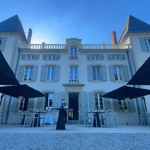 Chateau De La Bousquetarie Guest house